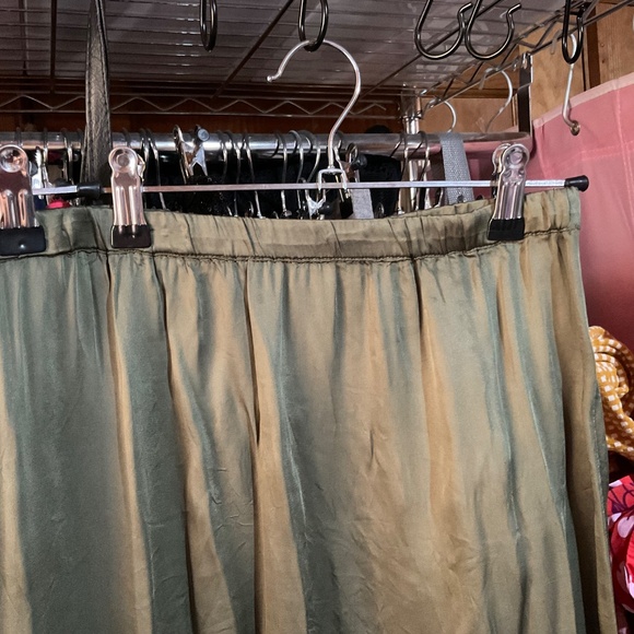 Anthropologie moss green maxi slip skirt satin and lace plus size 3X olive NWOT - Picture 8 of 16